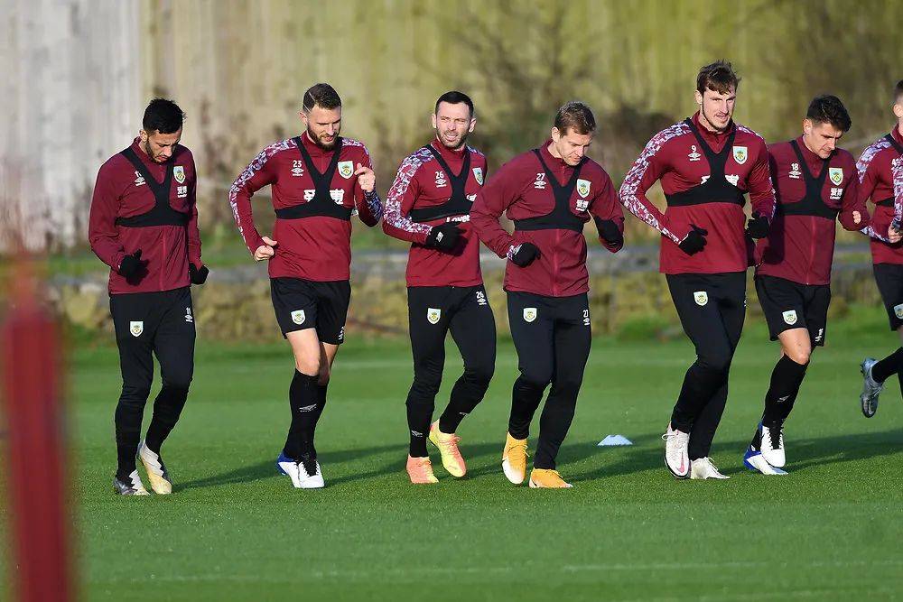 是喊口号 是喊口号